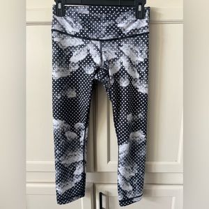 026 LuLuLemon Wunder Under Crop II Dottie Dream Rose